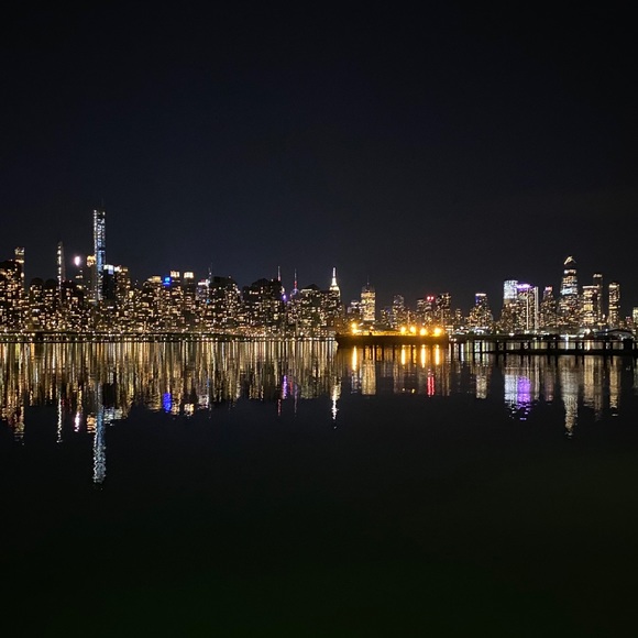 Meet your Posher, Sara - Picture 1 of 1